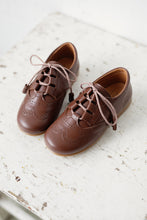 Beautiful smart-casual style lace-up brogue shoes. Made in an classic tan leather with contrast cream laces and a lovely tassel detail. Olivia Ann Shoes