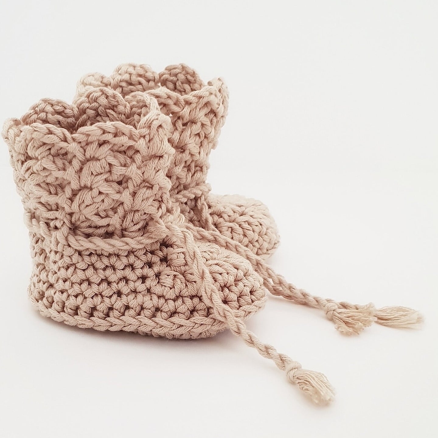 Baby Scalloped Knitted Booties - Champagne