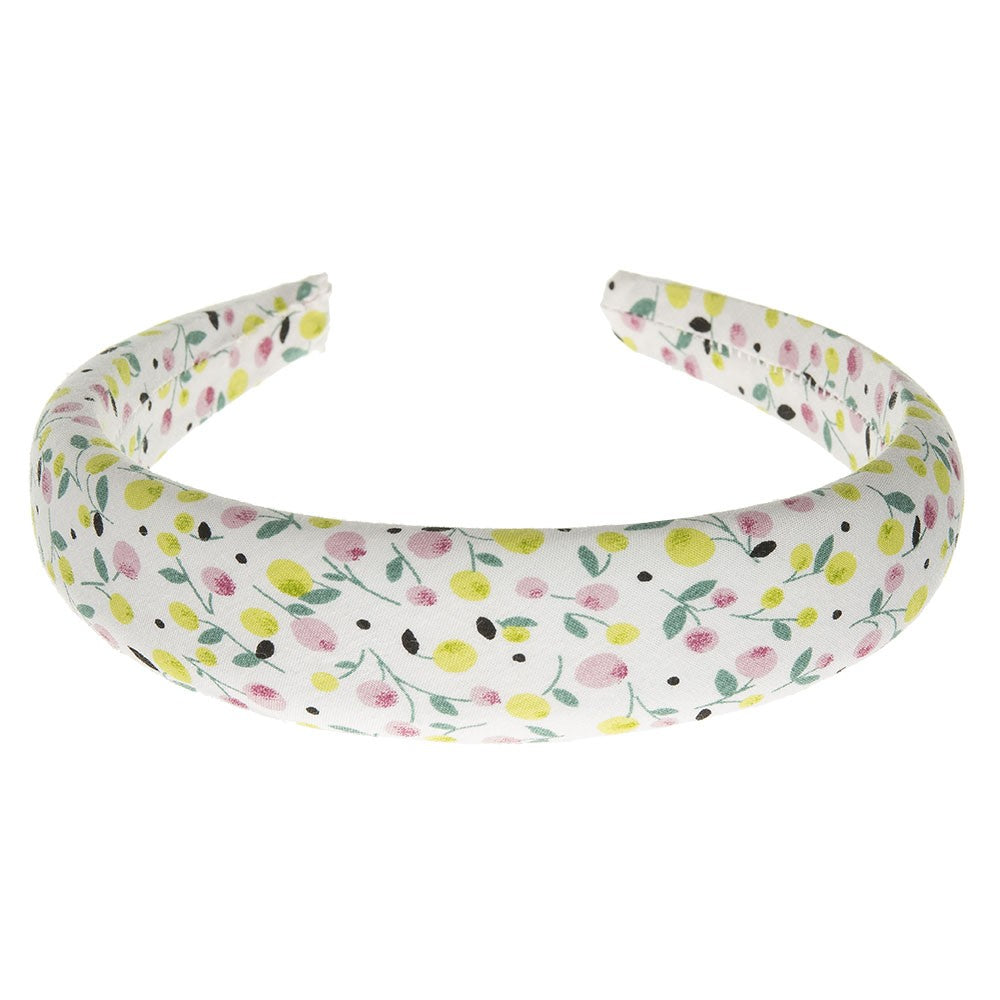 Padded headbands are the accessory of summer 2019!! This beautiful handmade piece suitable for girls or woman! Stunning and delicate floral print in a pastel pink