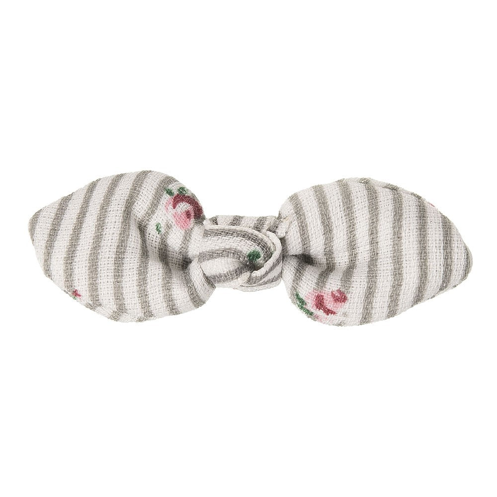 Beautiful hair bow in a delicate floral cotton stripes fabric, a unique handmade piece! Approximately 6 x 1.5 cm and secured to 4 cm snap hair clip.