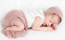 Knitted Bonnet Vintage Pink