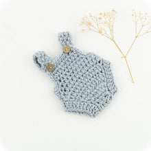 This cosy, textured knitted romper is hand knitted in Europe, specially designed for the 32 cm dolls, but can fit dolls around 30-34cm (11 - 13 inch) Miniland, Minikane, Paola Reina Gordis etc.