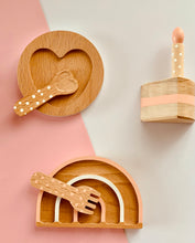 This wooden doll accessories set has an incredible delicacy and softness that we adore! Enhance their play time with our beautiful handcrafted in natural wood dolls Accessories Set.
