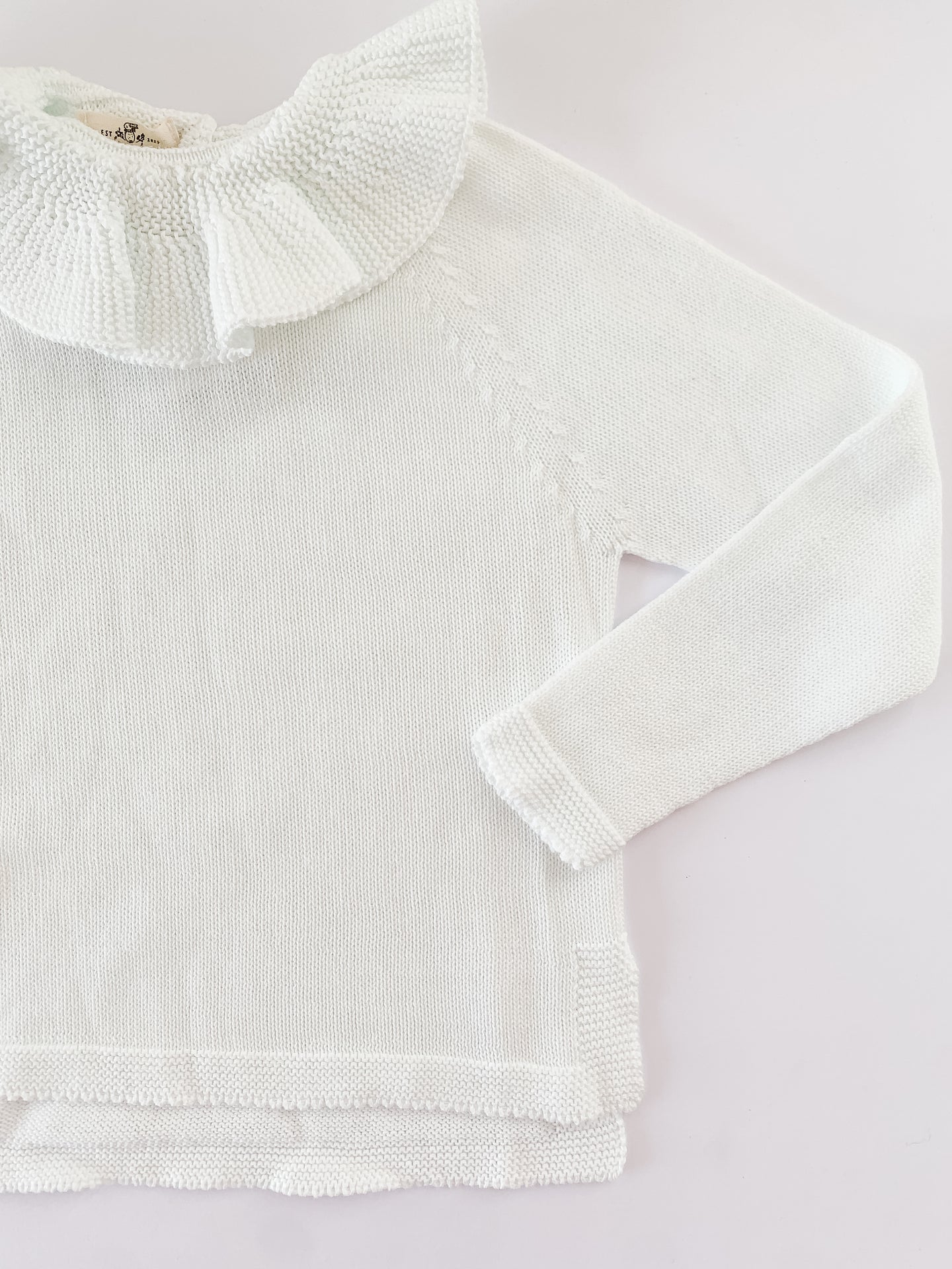Knitted Jumper with frill collar - White