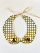 Beige Gingham Detachable Collar - Reversible and adjustable.