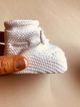 Adorable Unisex Knitted Baby Booties. Available in White and Ecru. Made in Spain with love.