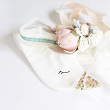 Swan collar