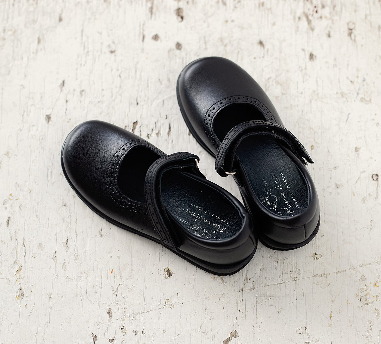 Surefit Dion Black Leather School Shoe – The Little Shoe Shop Kerang