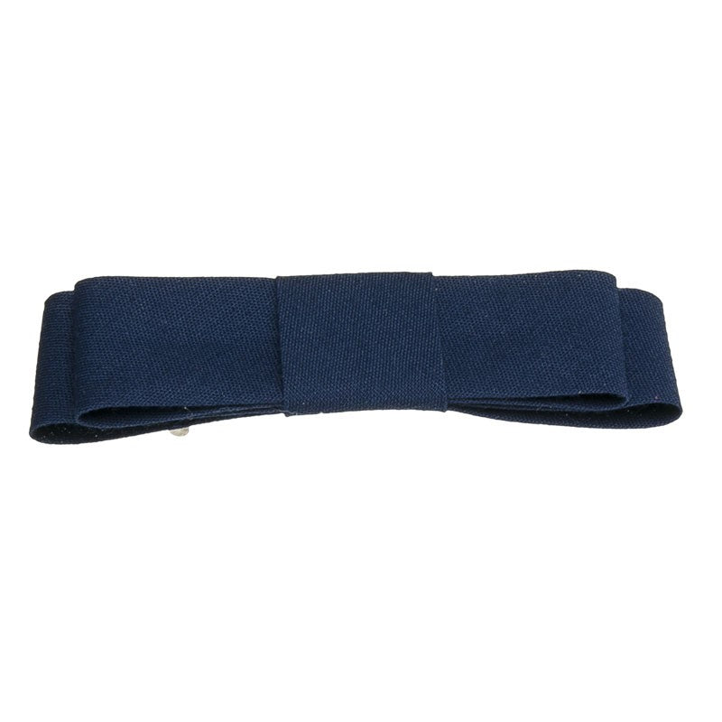 Beautiful and classic Linen bow in an alligator hair clip. This bow adds a perfect touch to any outfit! Timeless design a must have! Handmade in Spain . Olivia Ann Wholesale Accessories. Navy Linen.