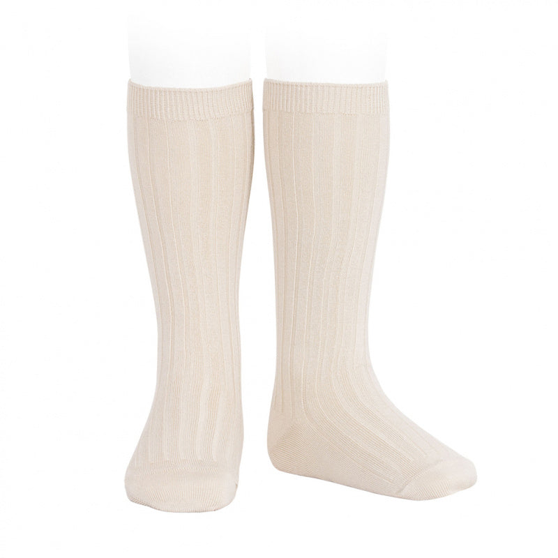 High quality Ribbed Knee High Socks by CONDOR.  Nice and soft. Loose fitting. Good quality very good at staying in shape. Linen 304.